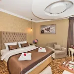 Montagna Hera Taksim Istanbul