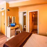 Montagna Hera Taksim Hotel 3*