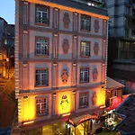 Montagna Hera Taksim Hotel 3*