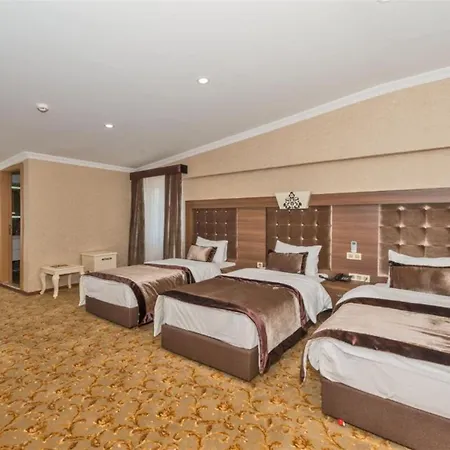 Montagna Hera Taksim Otel