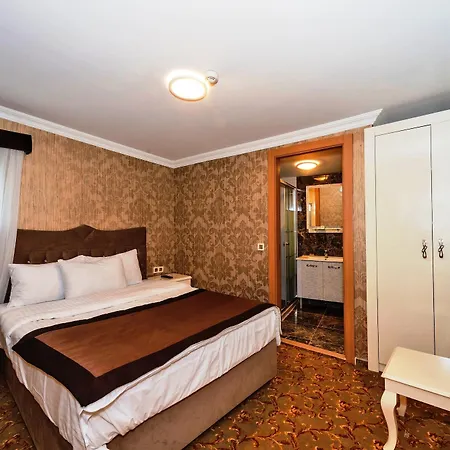 Montagna Hera Taksim Otel 3*