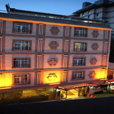 Montagna Hera Taksim Istanbul