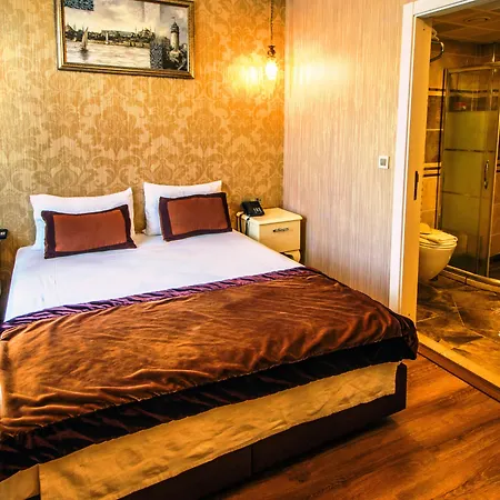 Montagna Hera Taksim 3* Стамбул