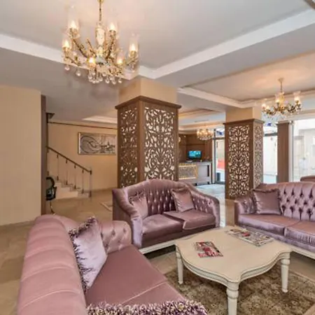 Montagna Hera Taksim Отель