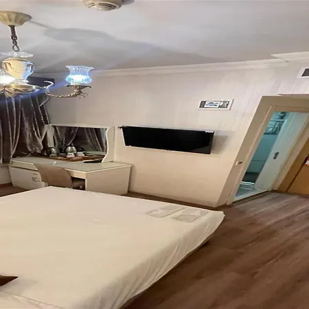 Montagna Hera Taksim Отель