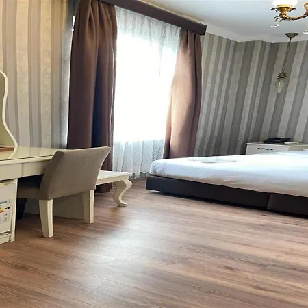 Отель Montagna Hera Taksim