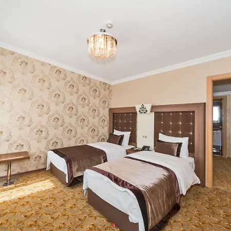 Montagna Hera Taksim 3* Стамбул