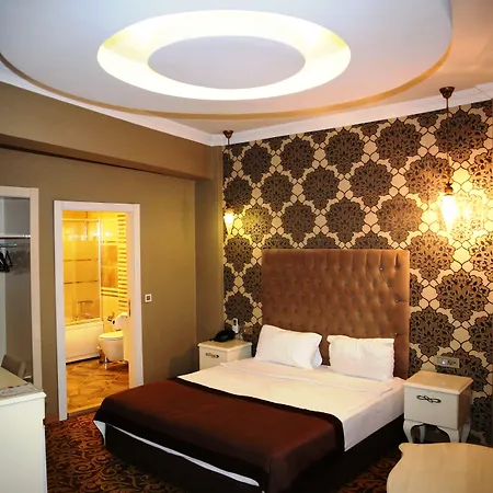 Montagna Hera Taksim 3* Стамбул