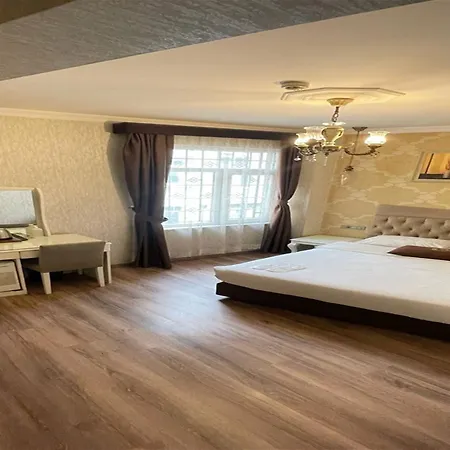 Отель Montagna Hera Taksim